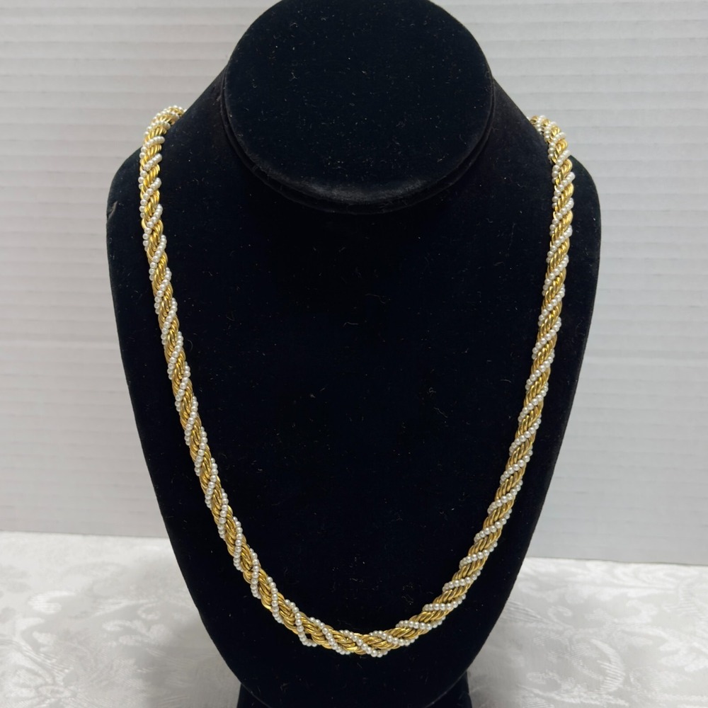 Citation Seed Faux Pearl Braided Chain Gold Necklace MCM Vintage Twisted Swirl